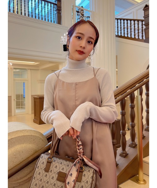 jumelle(ジュメロ)の「サテンセンターキャミOP(ワンピース・レディース・ブラック/ブラウン/ピンク・FREE)」の14枚目の写真