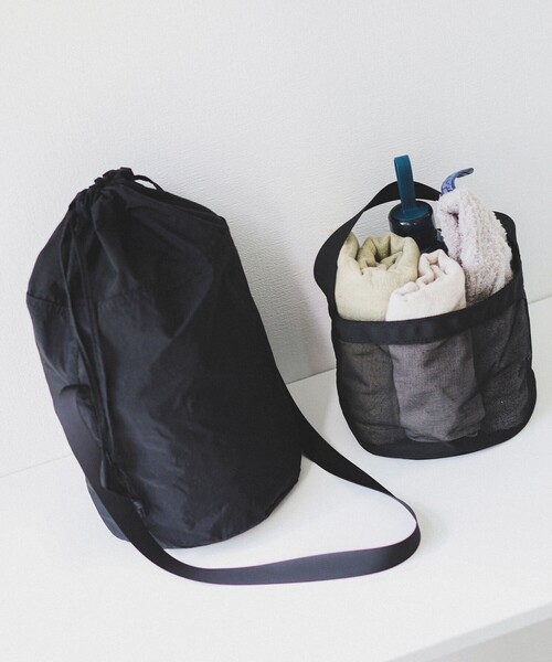 B:MING by BEAMS（ビーミングバイビームス）の「サウナ BAG（ショルダーバッグ・メンズ・ホワイト/ネイビー/オリーブ/ブラック/ピンク/グリーン/グリーン系その他5/コーラル/グレイッシュブルー/ブラック系その他・ONE SIZE/FREE）」の4枚目の写真