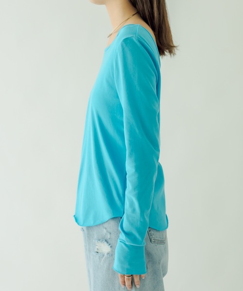 背中あきロングTシャツ