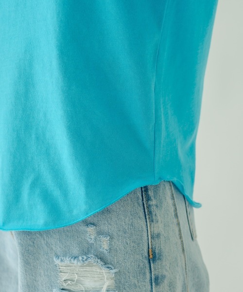背中あきロングTシャツ