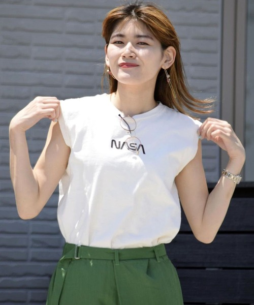 NASA（ナサ）の「【NASA】ノースリーブプリントTシャツ / Warm logo Pigment N/S Tee（Tシャツ/カットソー・レディース・チャコールグレー/アイボリー・FREE）」の2枚目の写真