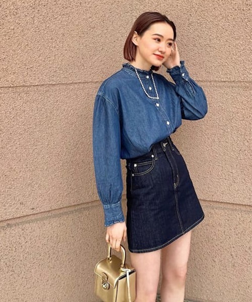 RODEO CROWNS WIDE BOWL（ロデオクラウンズワイドボウル）の「デニムフリルシャツ（シャツ/ブラウス・レディース・ライトブルー/ブルー・FREE）」の16枚目の写真