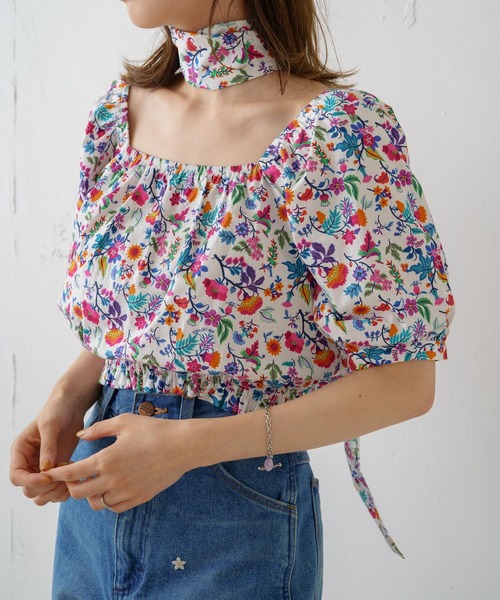 Kastane（カスタネ）の「【Yuri Hanamoriコラボ】フラワートップス