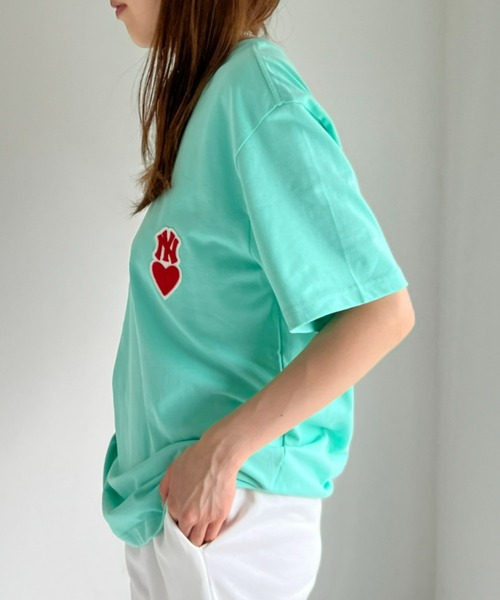 MLB Korea（エムエルビーコリア）の「MLB Korea(エムエルビーコリア)/オーバーサイズ ハートスモール ロゴ刺繍 Tシャツ（Tシャツ/カットソー・レディース・ブラック/アイボリー/ミント・M/L/XL）」の6枚目の写真