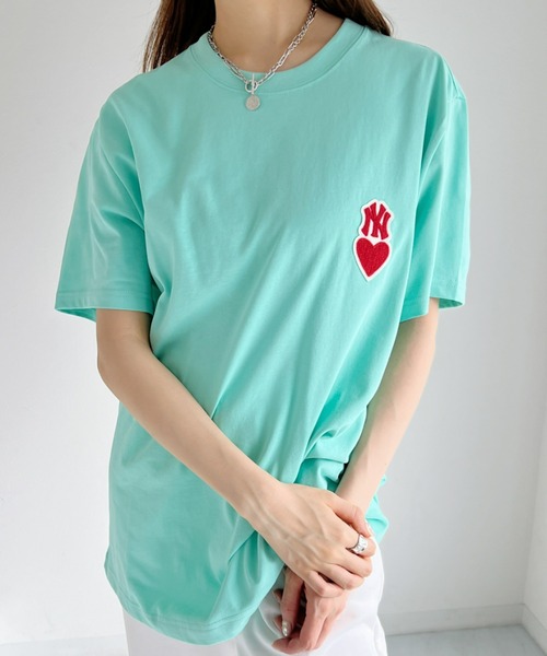 MLB Korea（エムエルビーコリア）の「MLB Korea(エムエルビーコリア)/オーバーサイズ ハートスモール ロゴ刺繍 Tシャツ（Tシャツ/カットソー・レディース・ブラック/アイボリー/ミント・M/L/XL）」の15枚目の写真