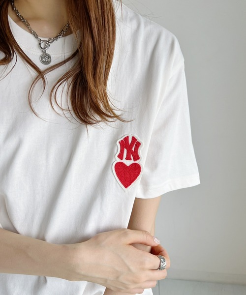 MLB Korea（エムエルビーコリア）の「MLB Korea(エムエルビーコリア)/オーバーサイズ ハートスモール ロゴ刺繍 Tシャツ（Tシャツ/カットソー・レディース・ブラック/アイボリー/ミント・M/L/XL）」の8枚目の写真