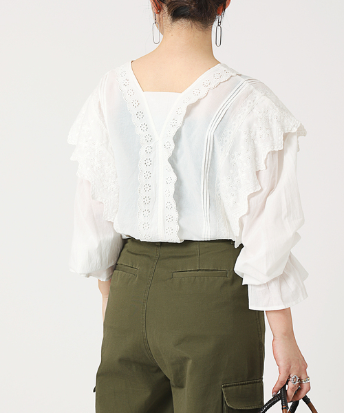 B.C STOCK(ベーセーストック)の「カットワークレースブラウス(シャツ/ブラウス・レディース・ブラック/ブラウン/ナチュラル・FREE)」の16枚目の写真
