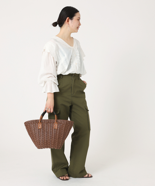 B.C STOCK(ベーセーストック)の「カットワークレースブラウス(シャツ/ブラウス・レディース・ブラック/ブラウン/ナチュラル・FREE)」の20枚目の写真