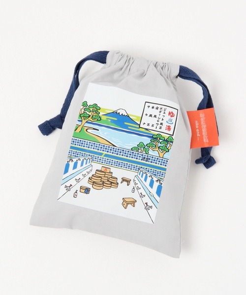 niko and...（ニコアンド）の「【おもいでのはとば】コラボ巾着ポーチ（ポーチ・レディース・チャコール/グレー/ホワイト・0）」の2枚目の写真