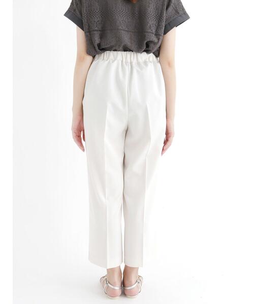 Te chichi（テチチ）の「サイド釦ワイドクロップトパンツ（その他パンツ・レディース・ネイビー/オフホワイト/グリーン・SMALL/MEDIUM）」の9枚目の写真