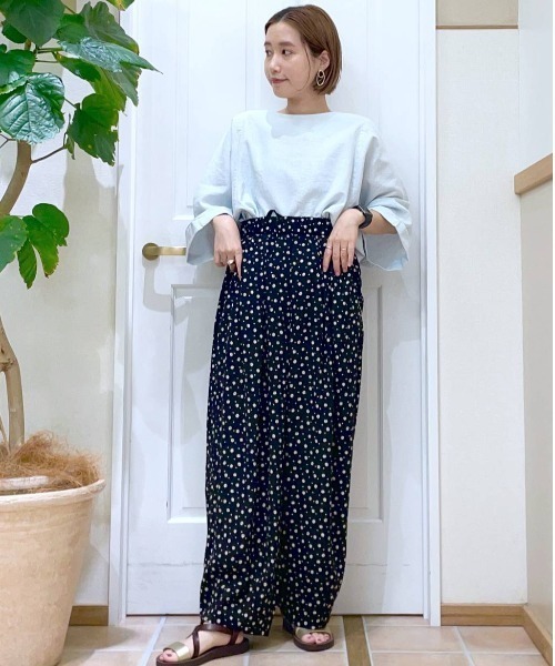 studio CLIP（スタディオクリップ）の「コットンリネンリラックスブラウス（シャツ/ブラウス・レディース・ライトブルー/ライトベージュ/スモーク・FREE）」の18枚目の写真