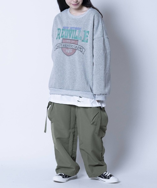 ARCADE(アーケード)の「ビッグシルエット プルオーバー カレッジロゴ 裾重ね着風 スウェット トレーナー -ARCADE Limited Line-(スウェット・レディース・グレー/ブラック/ブルー・FREE)」の12枚目の写真