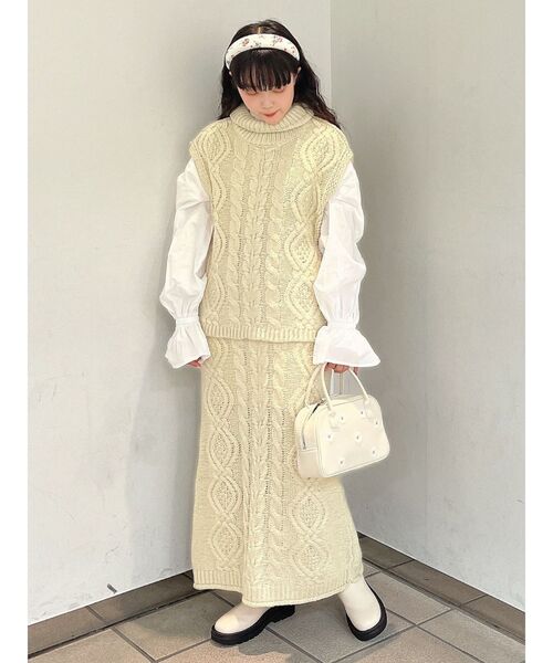 merry jenny（メリージェニー）の「ケーブルニットベスト（ニット/セーター・レディース・アイボリー/グレー/ブラック・FREE）」の5枚目の写真