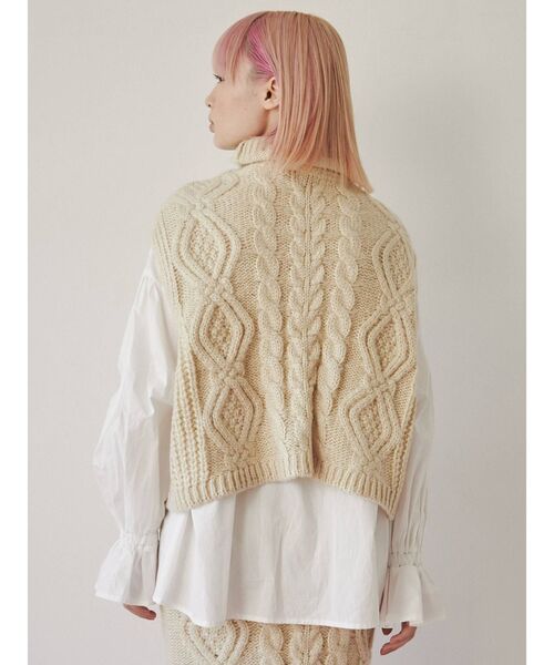 merry jenny（メリージェニー）の「ケーブルニットベスト（ニット/セーター・レディース・アイボリー/グレー/ブラック・FREE）」の8枚目の写真