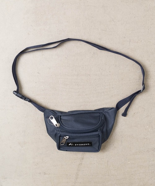 EVEREST（エベレスト）の「★EVEREST★Signature waist pack（ボディバッグ/ウエストポーチ・キッズ・ネイビー/ライトグリーン/ダークパープル/ローズ/ブラック・FREE）」の4枚目の写真