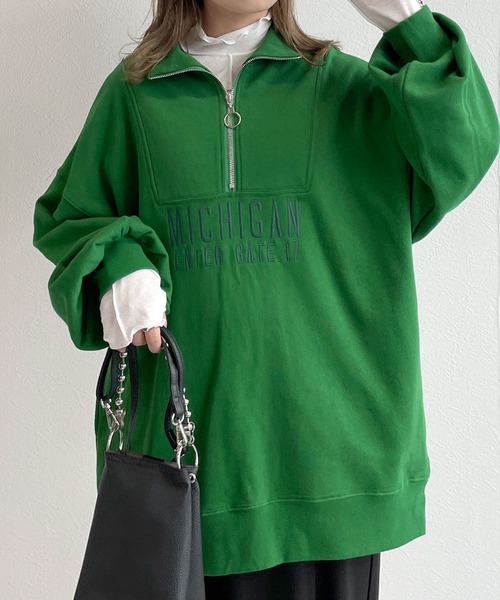 w closet（ダブルクローゼット）の「【ZOZO限定】ハーフジップ刺繍スウェット（スウェット・レディース・グレー/ケリー/ダークブルー/オートミール/ピンク/ダークグリーン・FREE）」の4枚目の写真