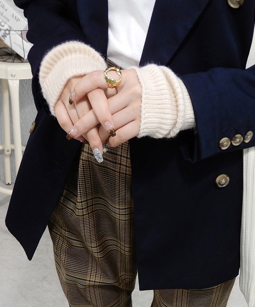 minia（ミニア）の「ショートリブアームウォーマー（アームカバー・レディース・ブラック/ベージュ/グレー/アイボリー・FREE）」の9枚目の写真