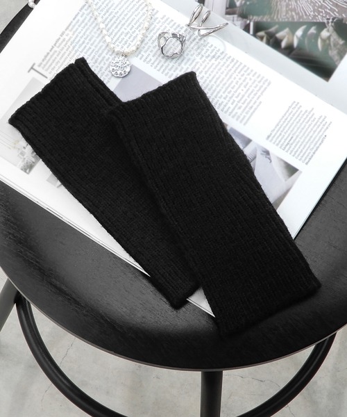 minia（ミニア）の「ショートリブアームウォーマー（アームカバー・レディース・ブラック/ベージュ/グレー/アイボリー・FREE）」の7枚目の写真