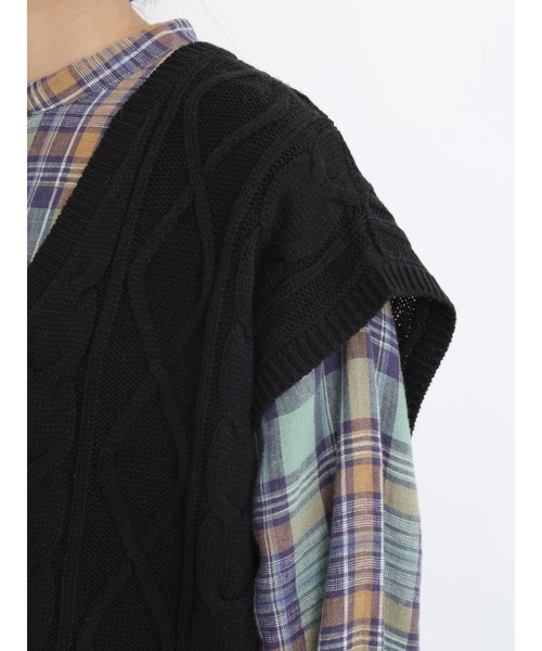 Samansa Mos2（サマンサ モスモス）の「ケーブル柄編みニットベスト（ベスト・レディース・キナリ/ベージュ/ブラック・ﾌﾘ-）」の14枚目の写真