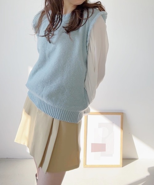 CLEA(クレア)の「ベルト付き プリーツタック ミニスカート(スカート・レディース・ブラック/ベージュ・M/L/S)」の22枚目の写真