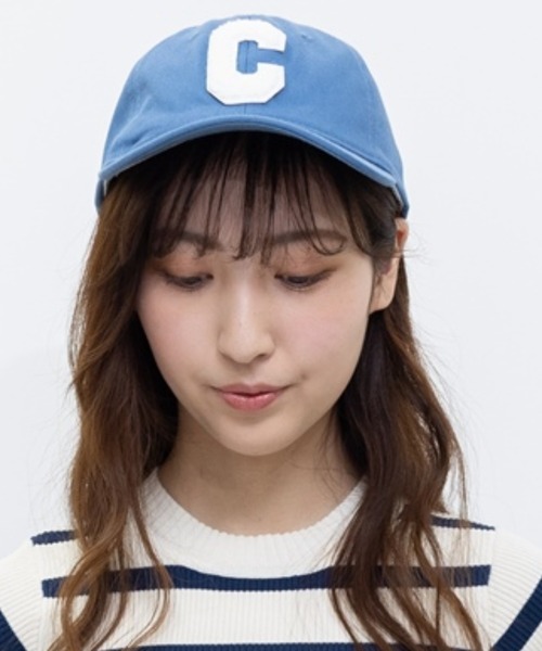 clear（クリア）の「イニシャルボアワッペンキャップ/帽子（キャップ・レディース・ベージュ/ブルー/イエロー/ブラック/ピンク・F）」の4枚目の写真