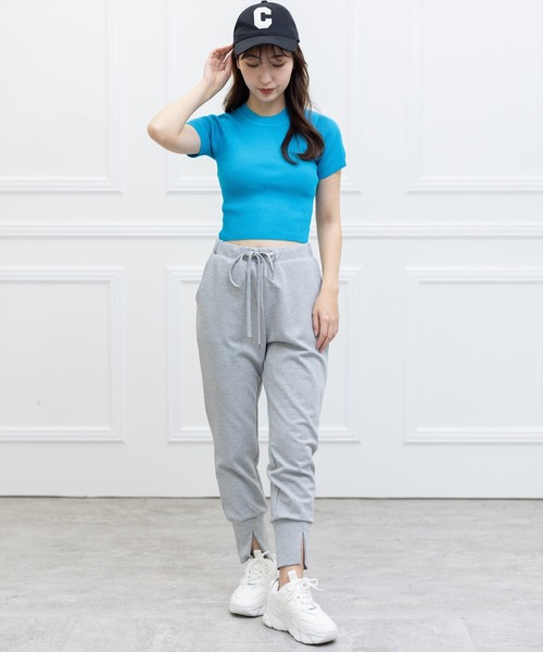 clear（クリア）の「イニシャルボアワッペンキャップ/帽子（キャップ・レディース・ベージュ/ブルー/イエロー/ブラック/ピンク・F）」の10枚目の写真