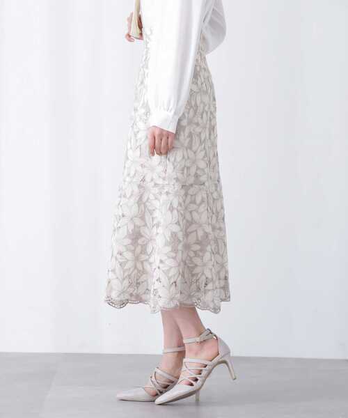 PROPORTION BODY DRESSING（プロポーションボディドレッシング）の「エンブロイダリーケミカルマーメイドスカート / 1213120215（スカート・レディース・オフホワイト/ブルー・MEDIUM/SMALL）」の21枚目の写真