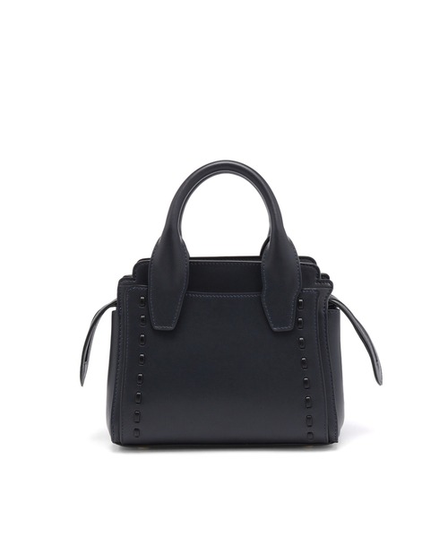 artemis by DIANA（アルテミスバイダイアナ）の「ストラップ付属2WAYステッチデザインバッグ（ハンドバッグ・レディース・ネイビー/ベージュ/グレー/アイボリー・FREE）」の10枚目の写真