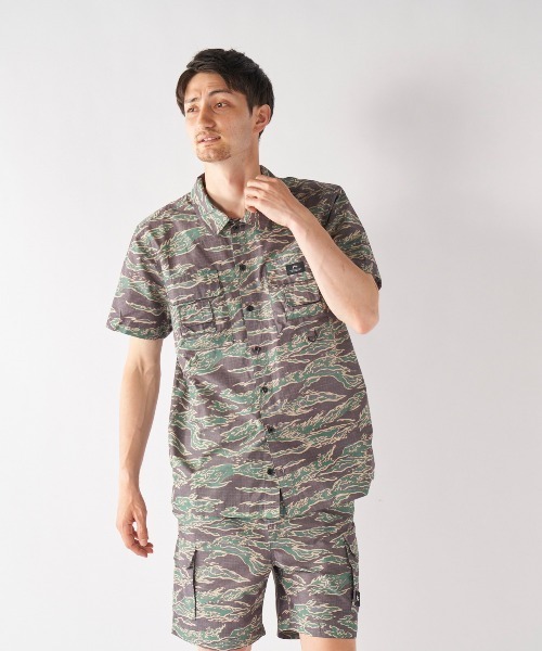 RUSTY(ラスティ)の「【RUSTY:ラスティー】半袖シャツ アウトドア(シャツ/ブラウス・メンズ・カモフラージュ/レオパード/レッド/ブラック・LARGE/MEDIUM/X-LARGE)」の11枚目の写真