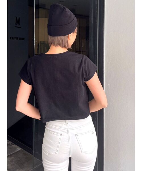 GYDA(ジェイダ)の「POSE HEELワッペンショートTシャツ(Tシャツ/カットソー・レディース・グリーン/ブラック/オフホワイト・FREE)」の16枚目の写真