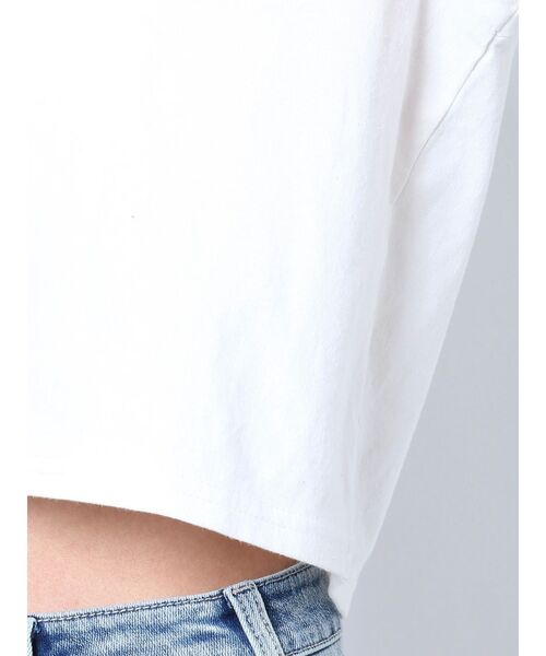 GYDA(ジェイダ)の「POSE HEELワッペンショートTシャツ(Tシャツ/カットソー・レディース・グリーン/ブラック/オフホワイト・FREE)」の4枚目の写真