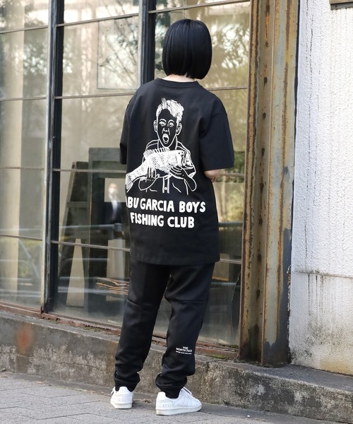 ABU GARCIA(アブ・ガルシア)の「Abu Garcia/アブ・ガルシア Hiranuma Boys Fishing Graphic Tee バックプリント 半袖Tシャツ(Tシャツ/カットソー・メンズ・ホワイト/ブラック・M/L)」の9枚目の写真