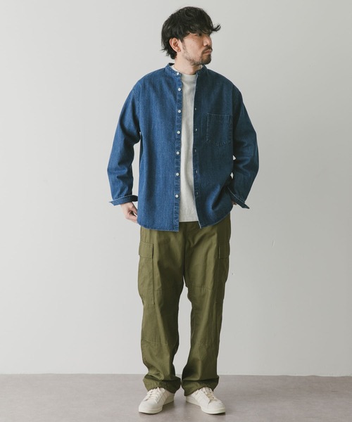 URBAN RESEARCH DOORS（アーバンリサーチドアーズ）の「デニムバンドカラーシャツ（シャツ/ブラウス・メンズ・インディゴブルー/ワンウォッシュ・MEDIUM/LARGE）」の17枚目の写真