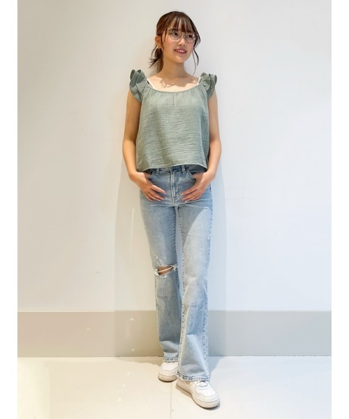 GAP(ギャップ)の「クリンクル ガーゼ ラッフルフリル タンクトップ(シャツ/ブラウス・レディース・ホワイト/グリーン/ブラック/レッド・S/L/M/XS/XXS)」の14枚目の写真