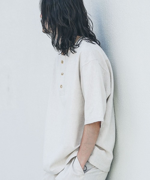 URBAN RESEARCH Sonny Label(アーバンリサーチサニーレーベル)の「コットンリネンスリーピングシャツ(Tシャツ/カットソー・メンズ・ナチュラル/ネイビー・MEDIUM/LARGE)」の5枚目の写真