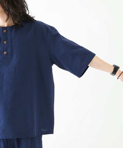 URBAN RESEARCH Sonny Label(アーバンリサーチサニーレーベル)の「コットンリネンスリーピングシャツ(Tシャツ/カットソー・メンズ・ナチュラル/ネイビー・MEDIUM/LARGE)」の22枚目の写真