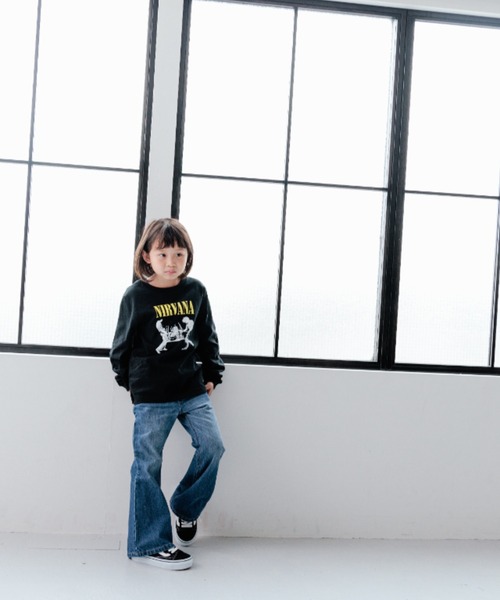 LOWRYS FARM(ローリーズファーム)の「CONEデニムフレアパンツ 971995(デニムパンツ・キッズ・インディゴブルー/ライトブルー・120cm/150cm/130cm/110cm/140cm)」の13枚目の写真