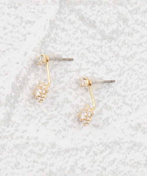 grove（グローブ）の「◆フラワーキュービックビジューピアス【2WAY】（ピアス（両耳用）・レディース・ピンクゴールド/シルバー/ゴールド・00）」の2枚目の写真
