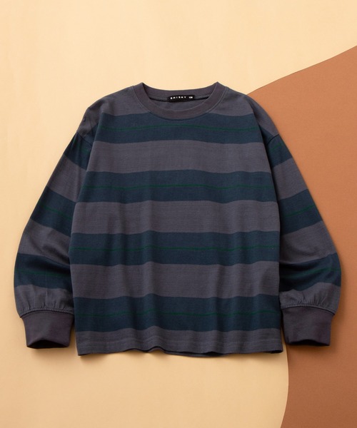 SHISKY（シスキー）の「SHISKY / シスキー ビッグシルエット ボーダー ロンT 長袖 キッズ（Tシャツ/カットソー・キッズ・ベージュ/ホワイト/ネイビー/ブラック/グリーン/チャコール/パープル系2/ブラック系2/ホワイト系2/グレー系2/ベージュ系2/グリーン系2・140/130/150/160/120/110）」の6枚目の写真