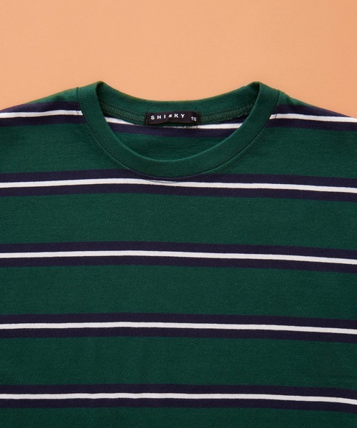 SHISKY（シスキー）の「SHISKY / シスキー ビッグシルエット ボーダー ロンT 長袖 キッズ（Tシャツ/カットソー・キッズ・ベージュ/ホワイト/ネイビー/ブラック/グリーン/チャコール/パープル系2/ブラック系2/ホワイト系2/グレー系2/ベージュ系2/グリーン系2・140/130/150/160/120/110）」の13枚目の写真