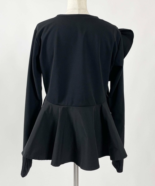 PICCIN(ピッチン)の「【WEB限定】アシメフリルペプラムプルオーバー(Tシャツ/カットソー・レディース・オフホワイト/ブラック・M/L)」の19枚目の写真
