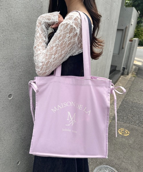 mellowneon(メロウネオン)の「A4カラーリボントートバッグ/キャンバストートバッグ/内ポケット有り/中敷き付き(トートバッグ・レディース・アイボリー/ブラック/ライトブルー/モカ/パープル/ミント/オレンジ/イエロー/レッド/ピンク・FREE)」の7枚目の写真