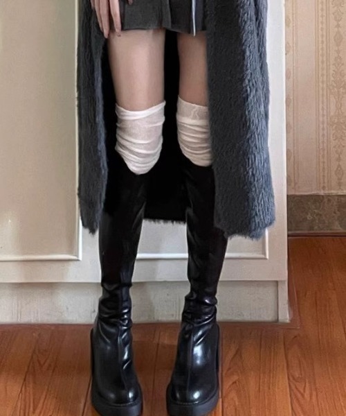 Vipoa（ヴィポア）の「リブオーバーニールーズソックス（ソックス/靴下・レディース・グレー/ホワイト/アイボリー/ブラック・FREE）」の12枚目の写真