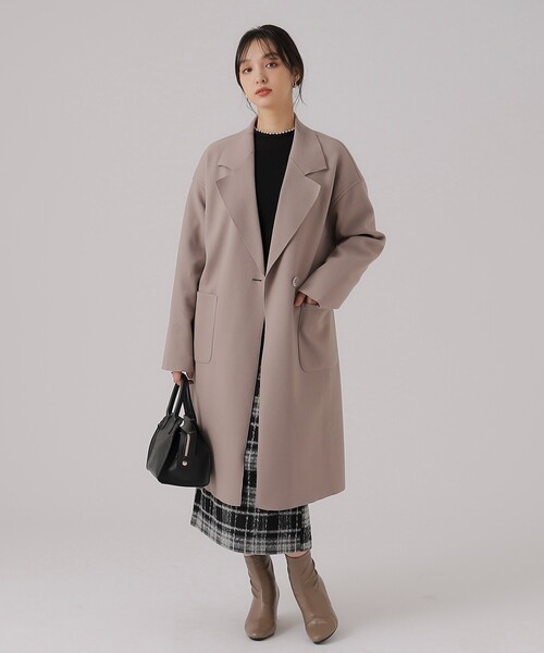 DRESKIP（ドレスキップ）の「◆季節の変わり目にも活躍！大人上品に着られる ベルト付き着流しテーラードコート（チェスターコート・レディース・ナチュラル/ブラック/サンドベージュ・02/03）」の12枚目の写真