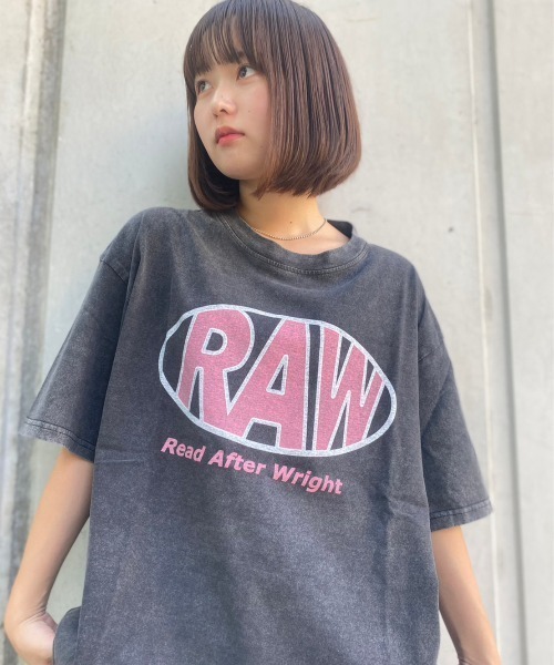 tolene(トレネ)の「RAW 染め加工Tee(Tシャツ/カットソー・メンズ・ブラウン/ブラック/グレー・LARGE/MEDIUM/X-LARGE)」の10枚目の写真