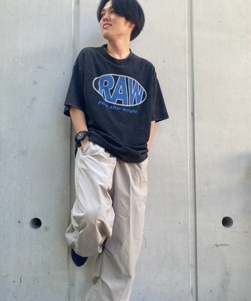 tolene(トレネ)の「RAW 染め加工Tee(Tシャツ/カットソー・メンズ・ブラウン/ブラック/グレー・LARGE/MEDIUM/X-LARGE)」の7枚目の写真
