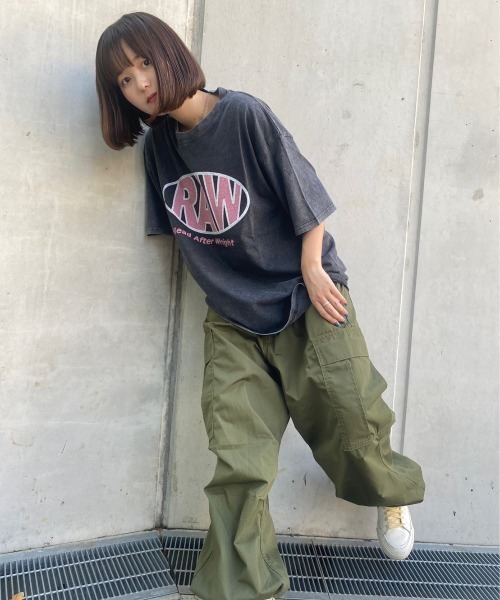 tolene(トレネ)の「RAW 染め加工Tee(Tシャツ/カットソー・メンズ・ブラウン/ブラック/グレー・LARGE/MEDIUM/X-LARGE)」の11枚目の写真