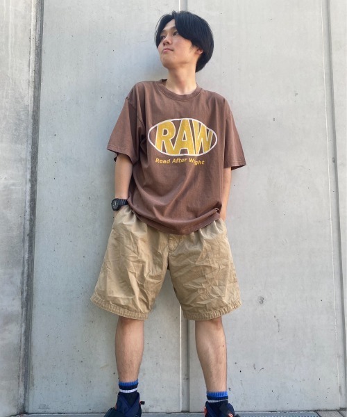 tolene(トレネ)の「RAW 染め加工Tee(Tシャツ/カットソー・メンズ・ブラウン/ブラック/グレー・LARGE/MEDIUM/X-LARGE)」の15枚目の写真