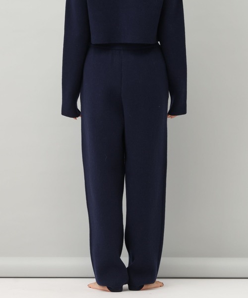 e/rm（イーアールエム）の「【e/rm】カシミヤニットパンツ（その他パンツ・レディース・ネイビー/チャコールグレー/ライトグレー/アイボリー/ブラック・FREE）」の19枚目の写真