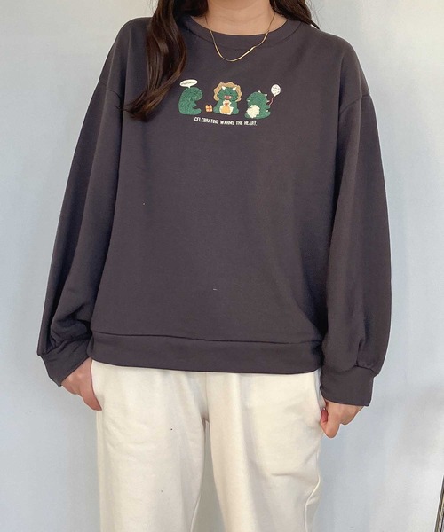 AS KNOW AS plus（アズノゥアズプラス）の「☆3匹ぽこアニマルプルオーバー（スウェット・レディース・アイボリー/スミクロ/ミント/ブルー/グレー系/アイボリー系/ブラック系/ブルー系/アイボリー系2/ブルー系2/ブラック系2/グレー系2/アイボリー系3/ダークグリーン系3/ブラック系3/ブルー系3/ベージュ系4/ブラック系4/アイボリー系4/ブルー系4・FREE）」の5枚目の写真